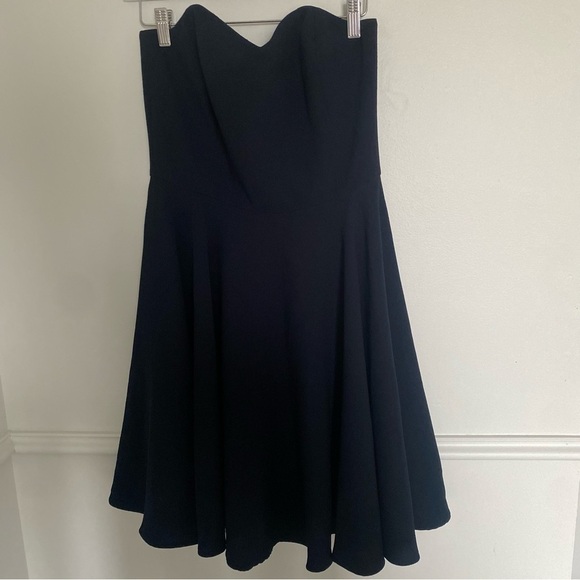 Vineyard Vines Black Textured Flounce Flare Strapless Dress Size 4 - Picture 2 of 5